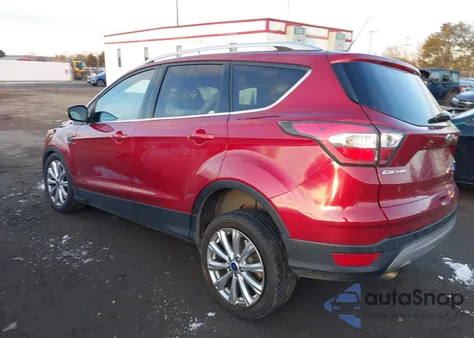 2017 Ford Escape Titanium из США, поврежденный, VIN 1FMCU9J9XHUB00304